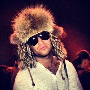 Meet your Posher, Todd